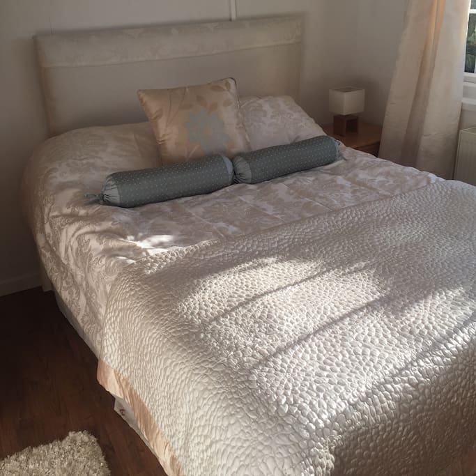 Luxury double bedroom
