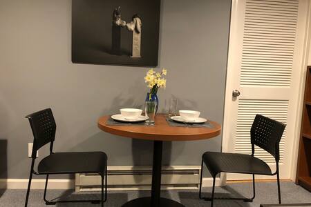 Quiet and Cozy Arlington Apartment