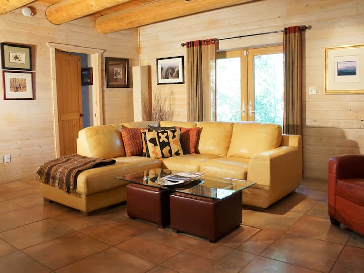 Rejuvenating Adobe Nirvana Room On The River Trail - Santa Fe, NM