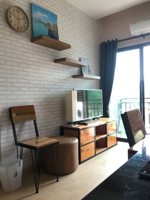 Living room 1
