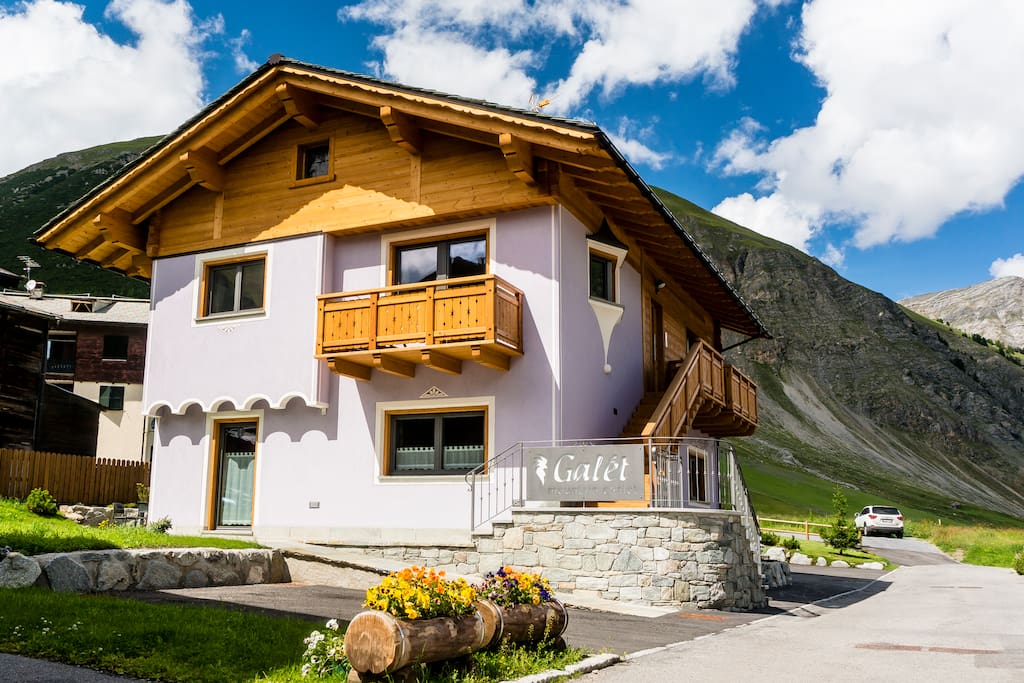 "Galet" Mountain Chalet