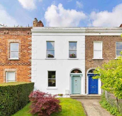 Stylish 3 Bedroom Home in Stoneybatter