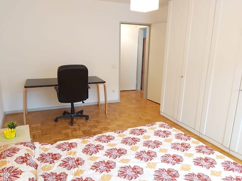 Nice Central room at Lister Platz(400m), Uni & Hbf