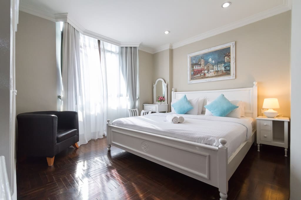 Master Bedroom With King Size Bed
