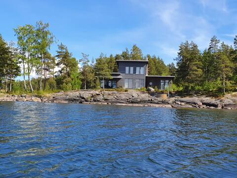 Skatudden, top modern Lakehouse at Vänern.