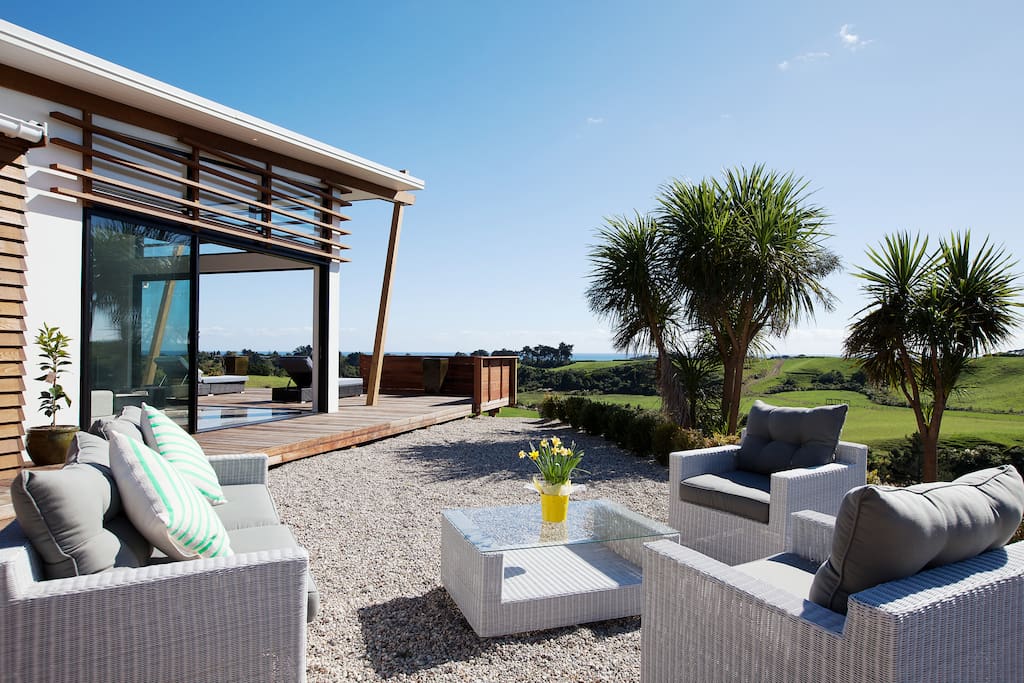 Stunning Oakura Luxury Retreat Bungalows for Rent in Oakura, Taranaki, New Zealand