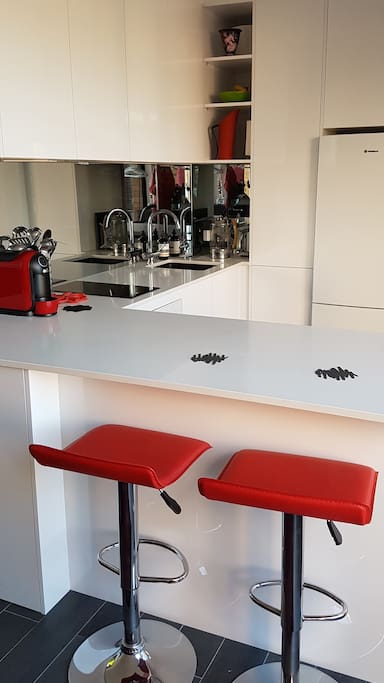 Have an espresso and enjoy the outlook sitting at our breakfast bar.