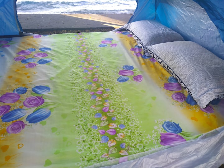 foam mattress with pillows 