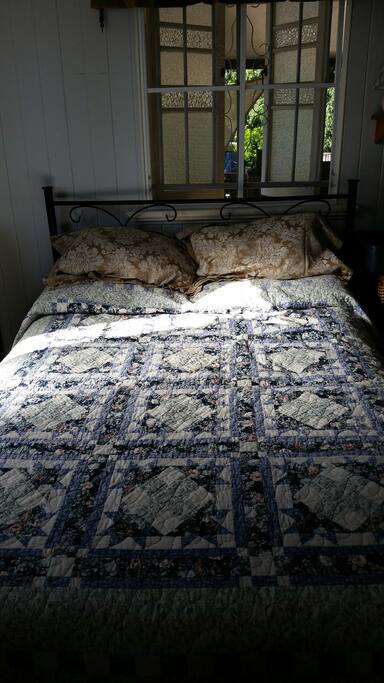Double Bed
