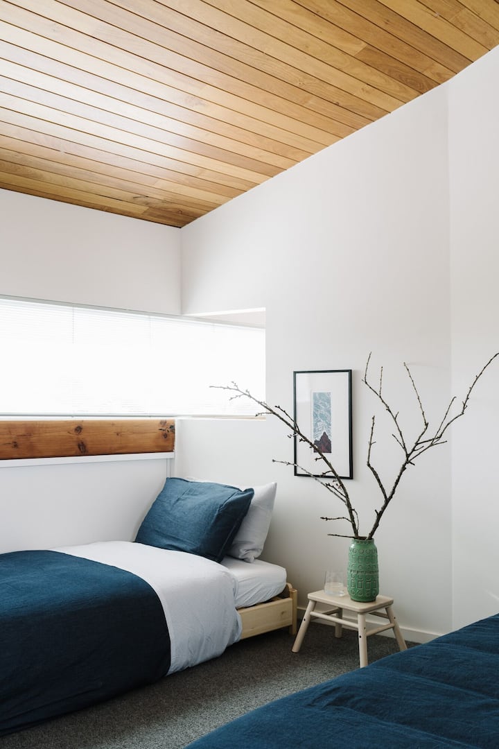 Bedroom 3 with 2 single beds, which can join together for an additional couple.