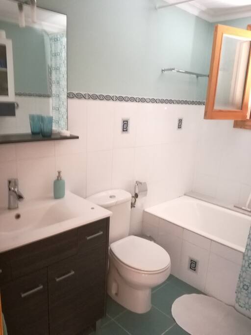 Bathroom1