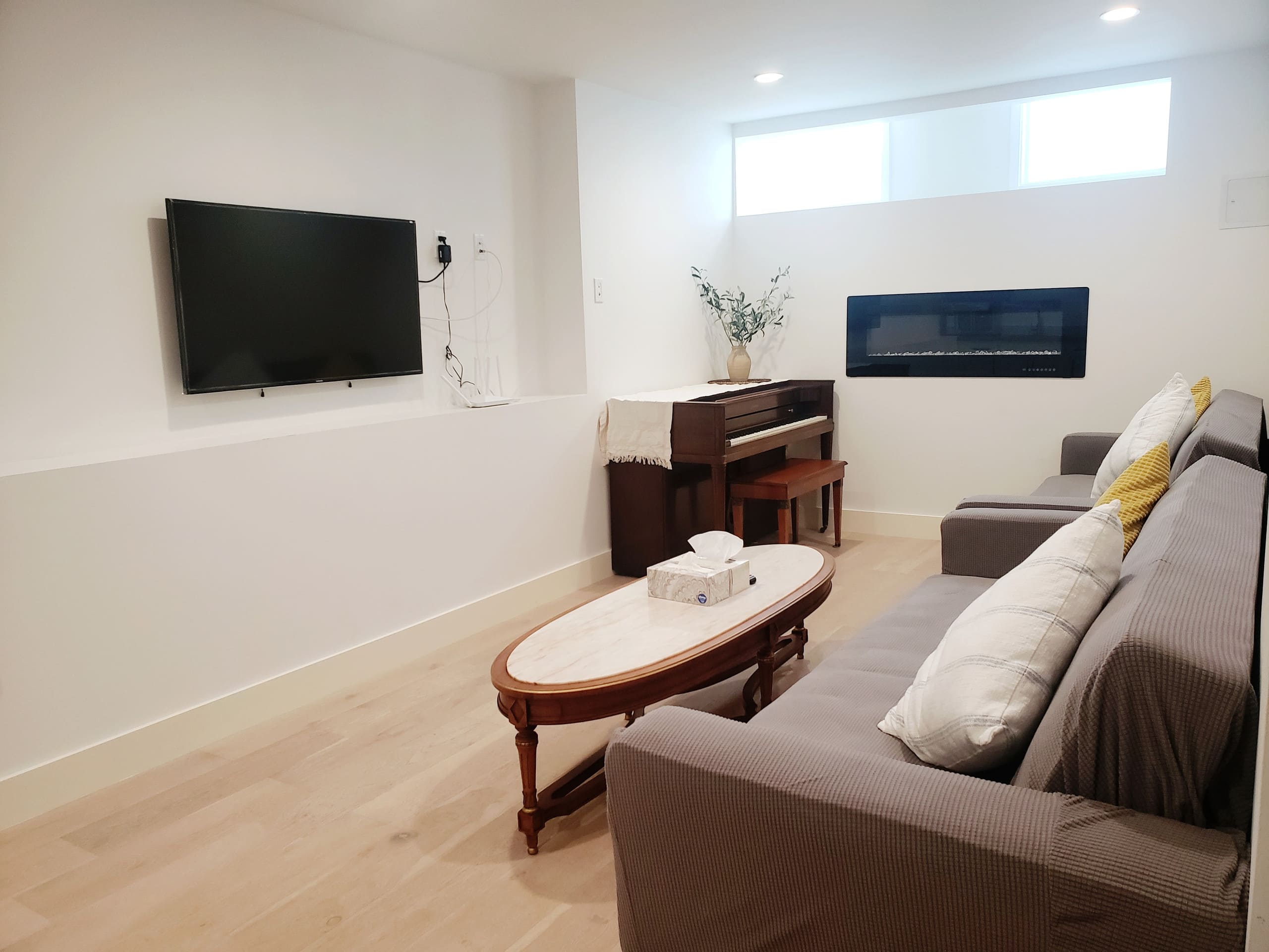 Cheerful 3Br2Ba • Sunny patio • Big Screen Movie - Image 1