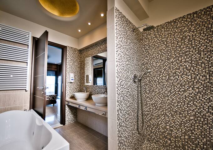 Villa Theano & Villa St Nicolas gallery image 5