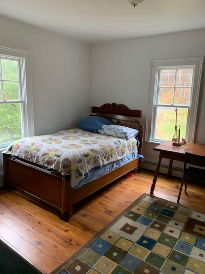 ห้องนอน #2 พร้อมเตียงเต็มรูปแบบ