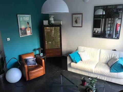 Top performing Airbnb: Loft Next to Paris, La Défense, Versailles in Puteaux