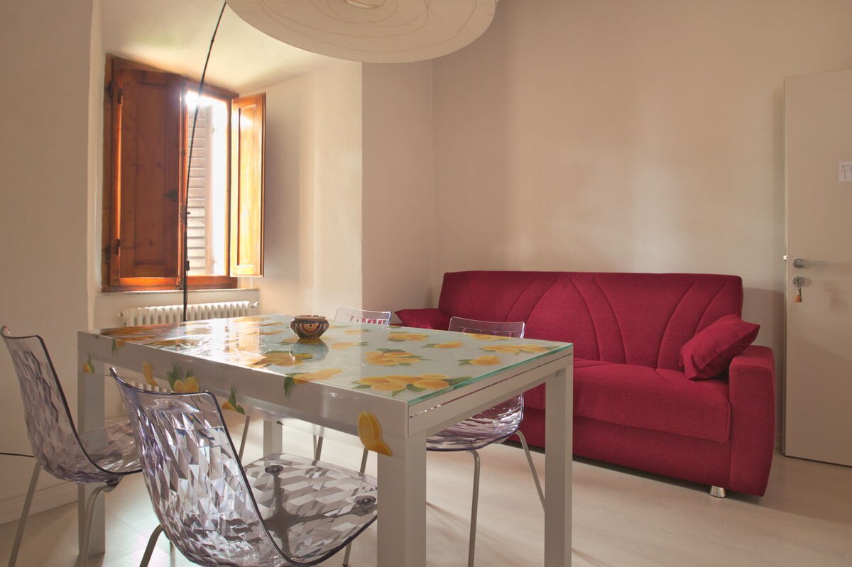 Airbnb con migliori performance: D!Mora - New, Modern, Central and WiFi 100mbs free a San Gimignano