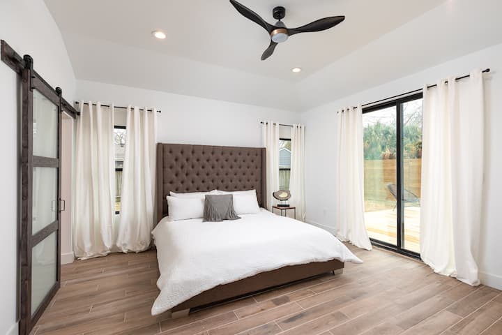 King bed master bedroom