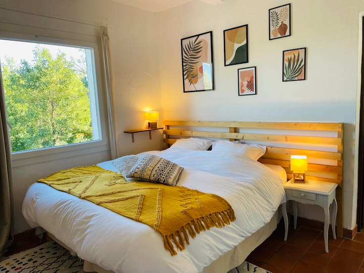 Dormitorio 1: cama king size de 180 cm