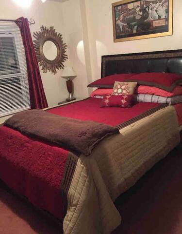 NYC Frontline gallery image 2