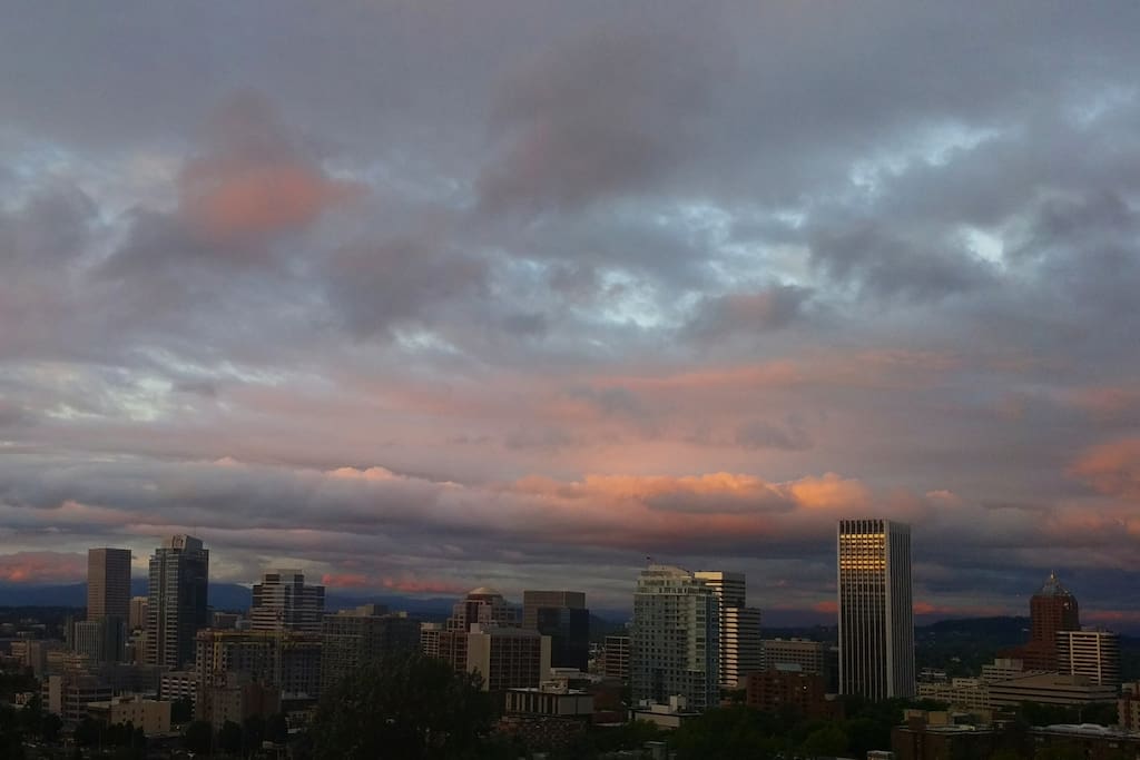 NE city sunset view