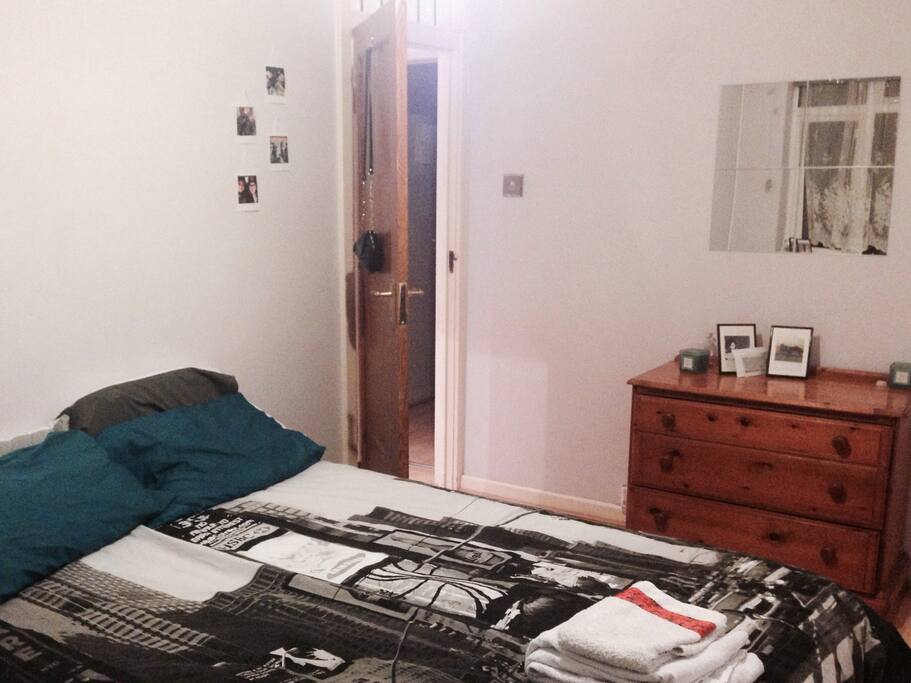 the double room, with a chest of drawers