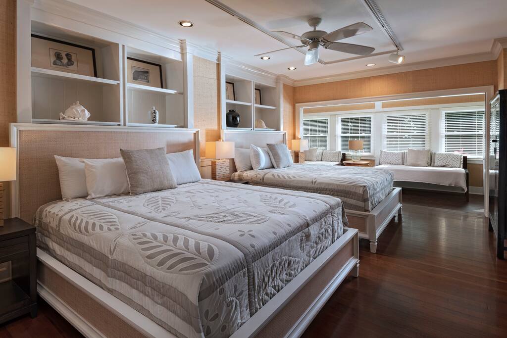 Shared Bedroom Queen Beds