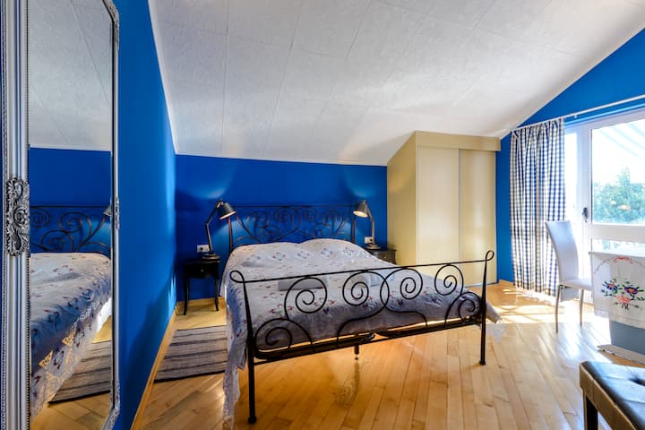 غرفة النوم 2