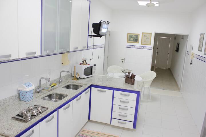 Casa grande com 4 suítes, piscina, churrasqueira gallery image 4