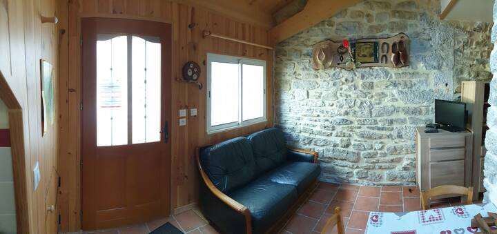 Gîte Proche Vallon, Gorges De L’ardèche & Caverne - Ruoms