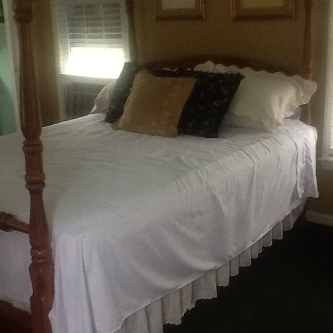 Queen bed