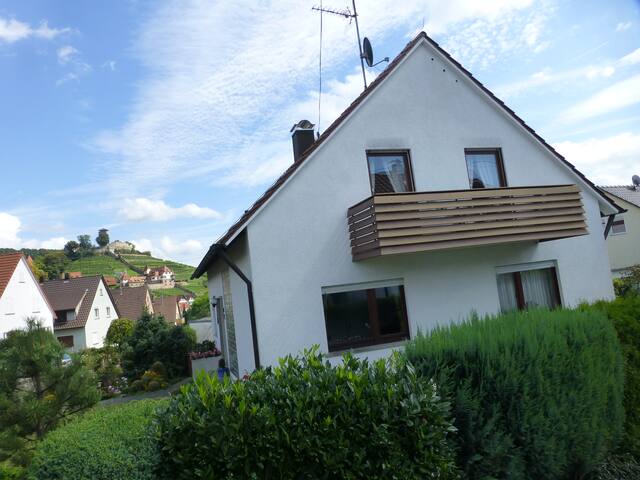 Gastezimmer Privatzimmer In Backnang Gunstig Mieten Unterkunft