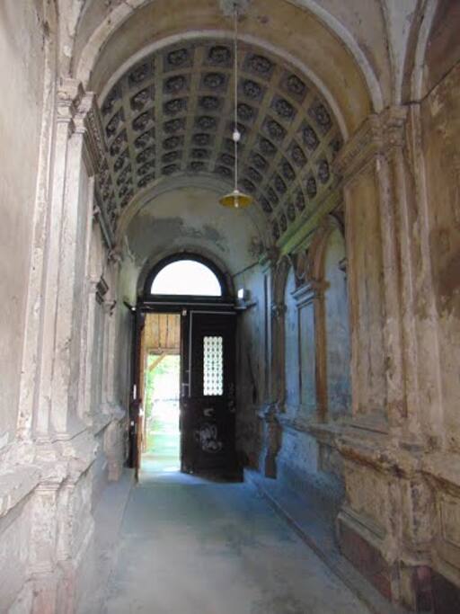 entrance of the palace