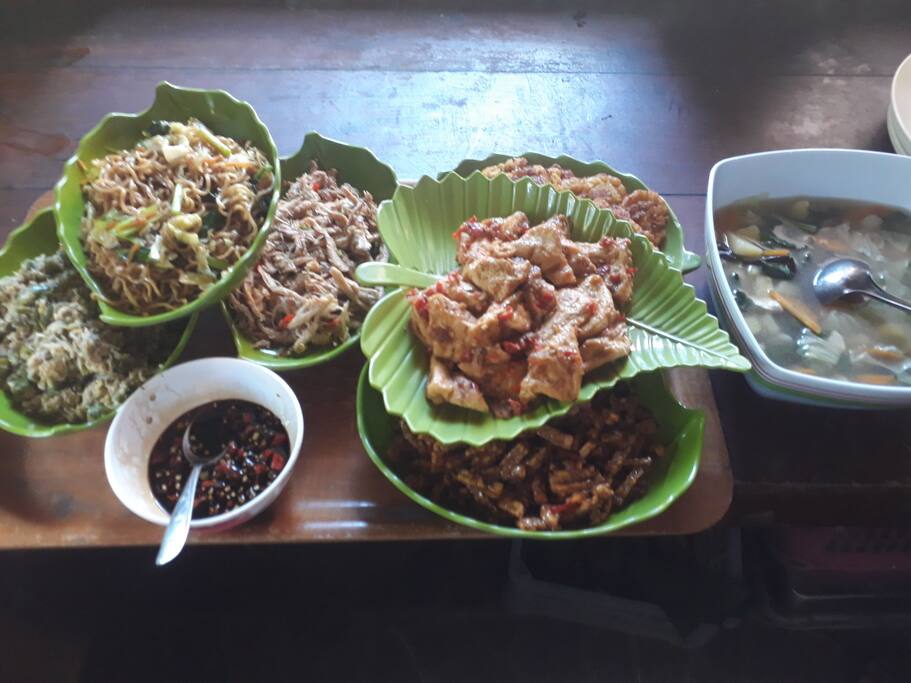 buffet lunch