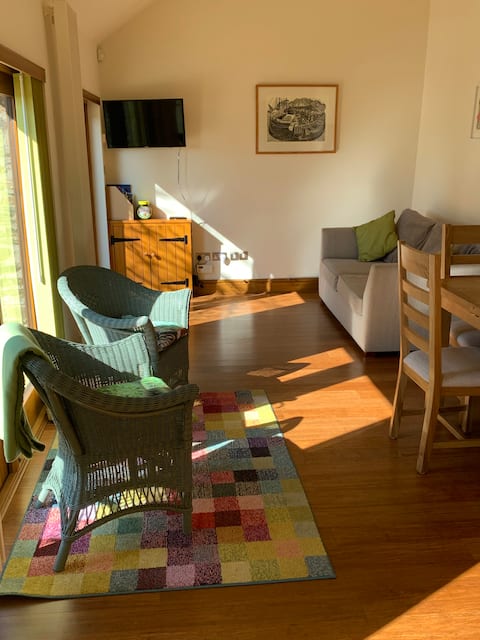 Successful Airbnb property: The Garden House, Noss Mayo in Newton And Noss