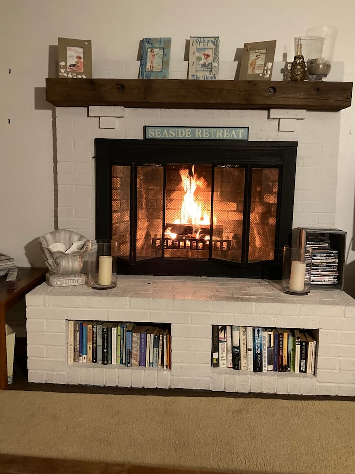 New Harbor House A & B W/sunset View & Fire Place - Block Island, RI