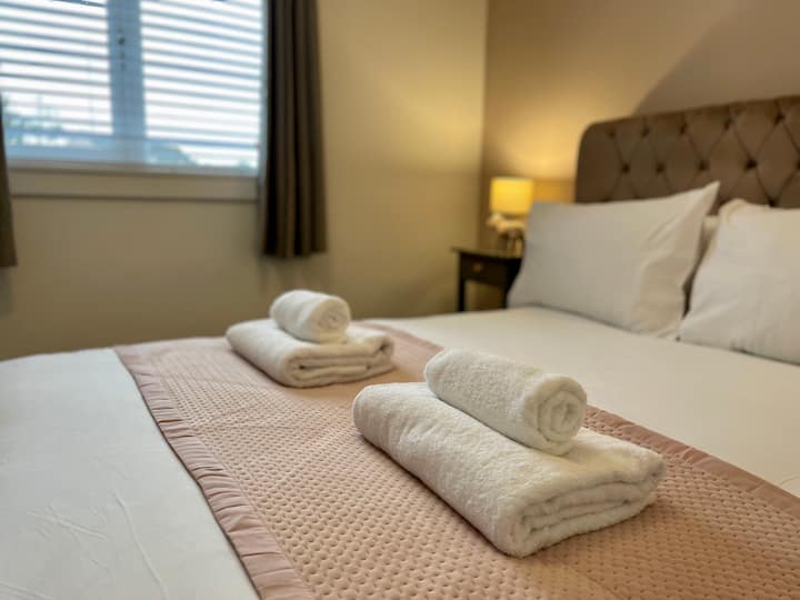 Დიდი საძინებელი - ბაღის ხედი