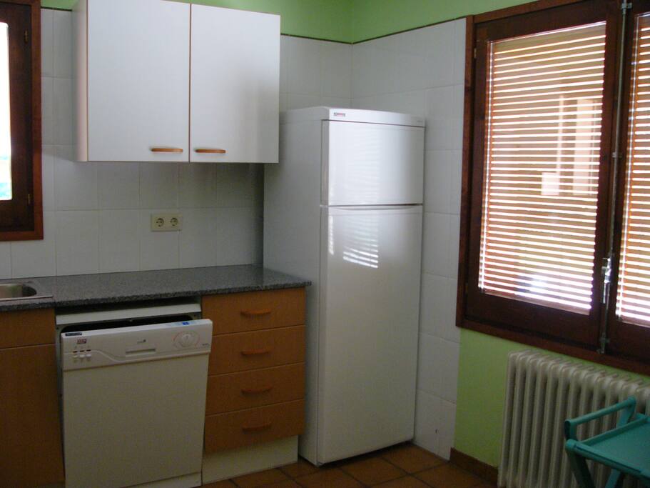 Amplia cocina