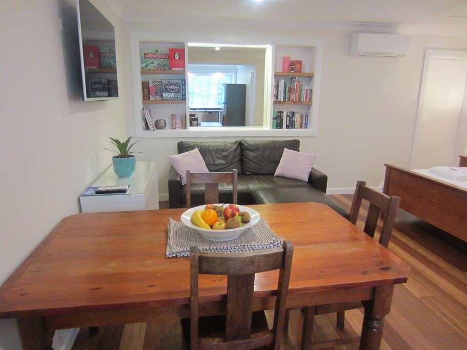 Lounge and dining (including books and board games)