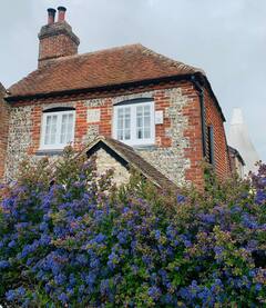 Beautiful+18th+century+cottage+in+Arundel