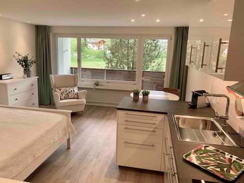 Studio for 2 adults (newly renovated) next to thermal spa