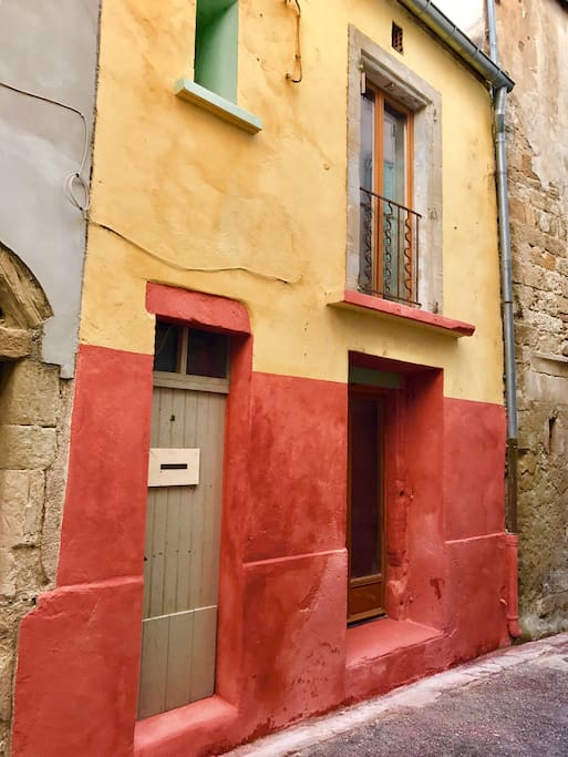 la petite rue et la maison