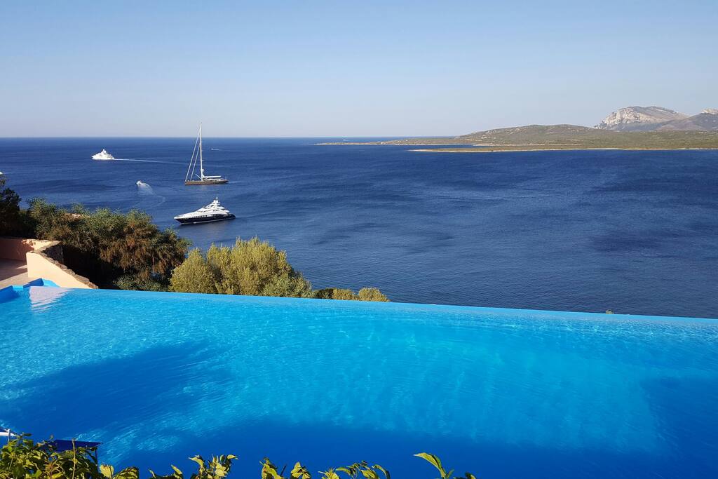 piscina condominiale
