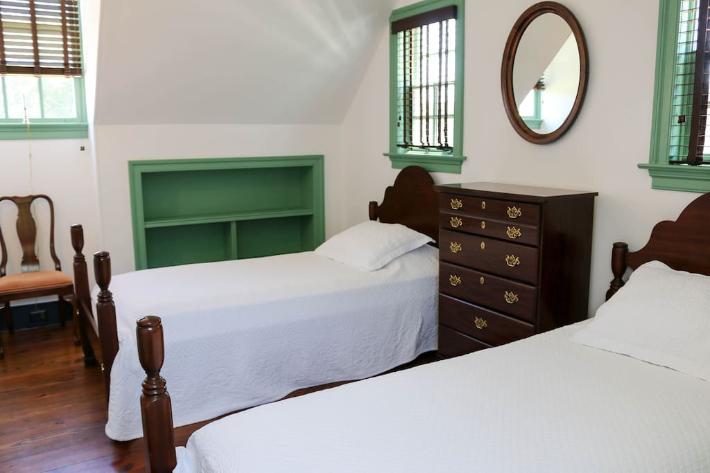 Carriage House bedroom