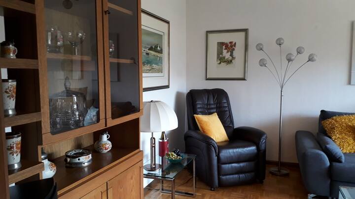 Vintage Fewo Onkel Siggi 70er 80er Style 85 Qm Apartments For Rent In Lohmar Nordrhein Westfalen Germany