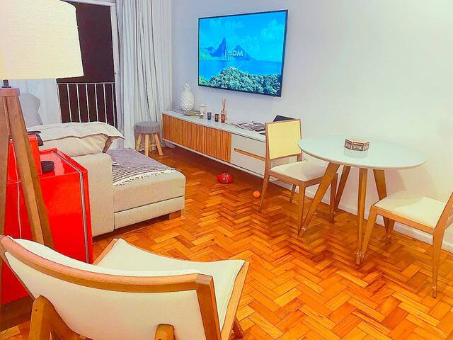 MODERNO 2 QUARTOS PRÓXIMO A PRAIA DO LEBLON gallery image 2