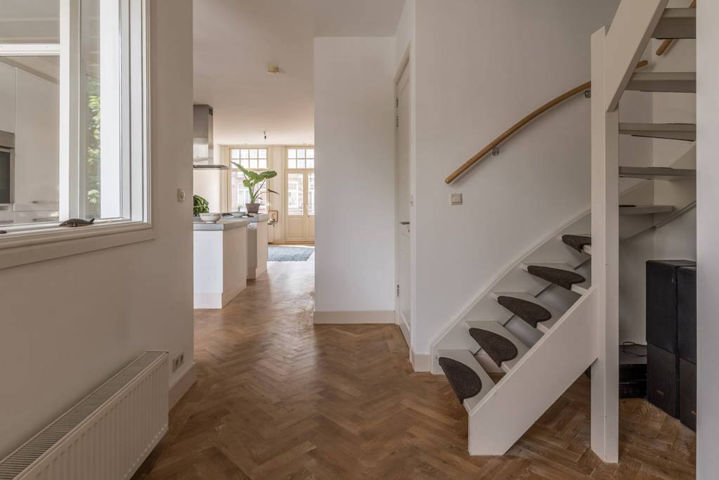 Exquisite A'dam apt. 2 bedrooms 3/17