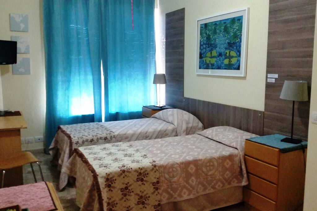 With 2 separated Beds...for 2 friends
Con 2 letti separati per 2 amici