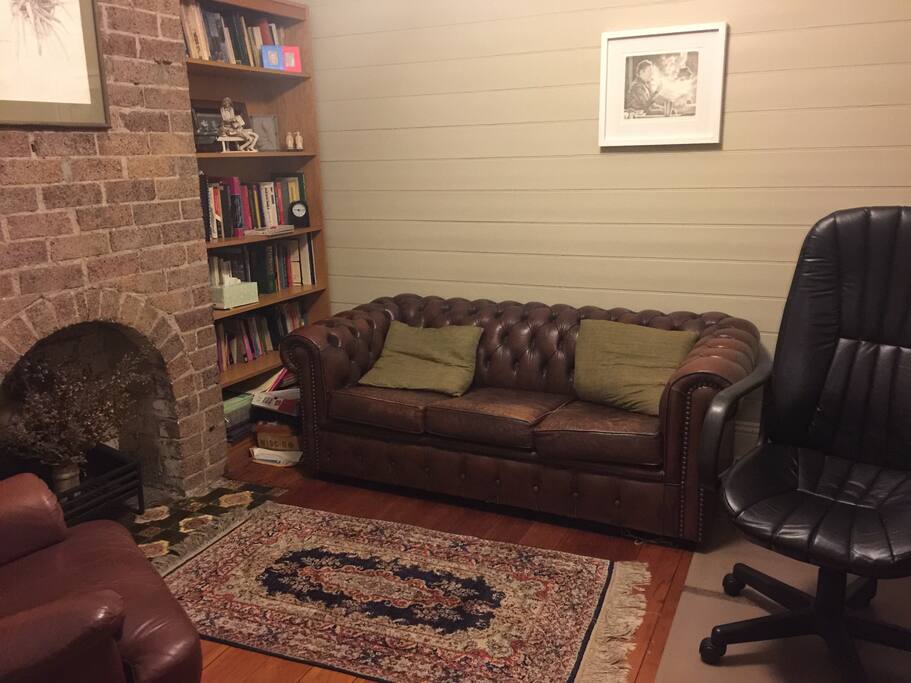 a place to study or withdraw