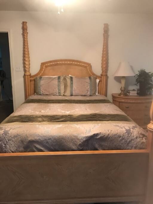 Bedroom 1 with Queen Size Bed. TV with DVD Player and shared Bathroom
