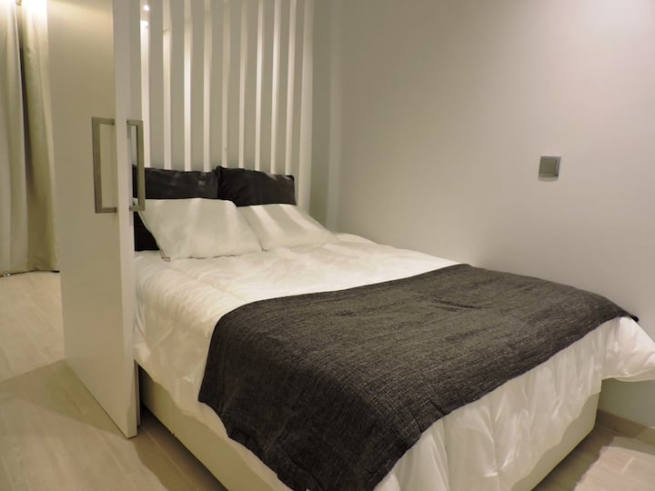 Cama